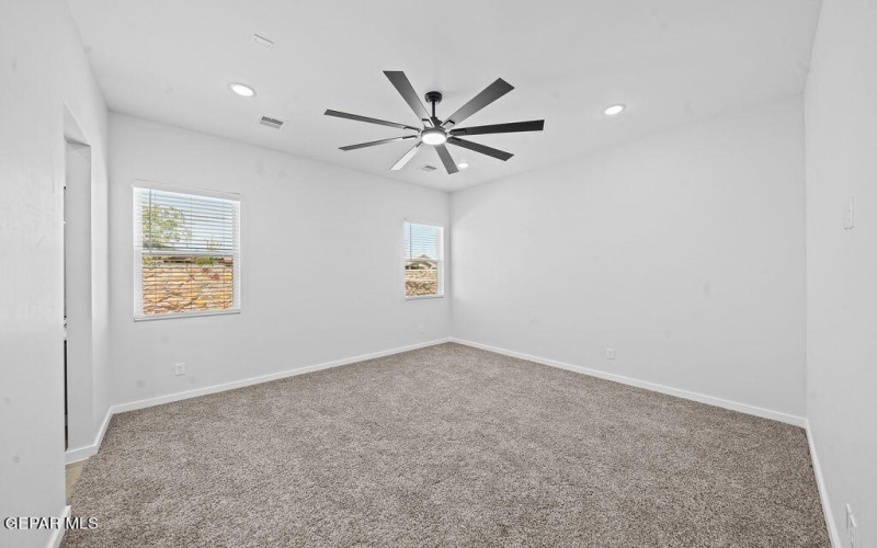 1409 DYLAN Place, El Paso, TX 79928, 4 Habitaciones Habitaciones , ,3 BañosBaños,Residential,En Venta,1409 DYLAN Place,0,920636
