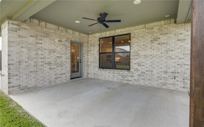 4308 Fox River Lane, Bryan, TX 77802, 4 Bedrooms Bedrooms, ,2 BathroomsBathrooms,Residential,For Sale,4308 Fox River Lane,24017351