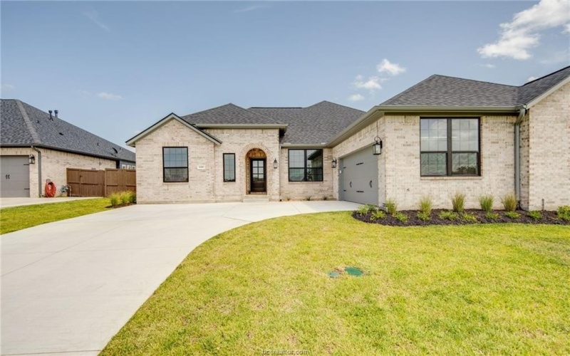 4308 Fox River Lane, Bryan, TX 77802, 4 Bedrooms Bedrooms, ,2 BathroomsBathrooms,Residential,For Sale,4308 Fox River Lane,24017351