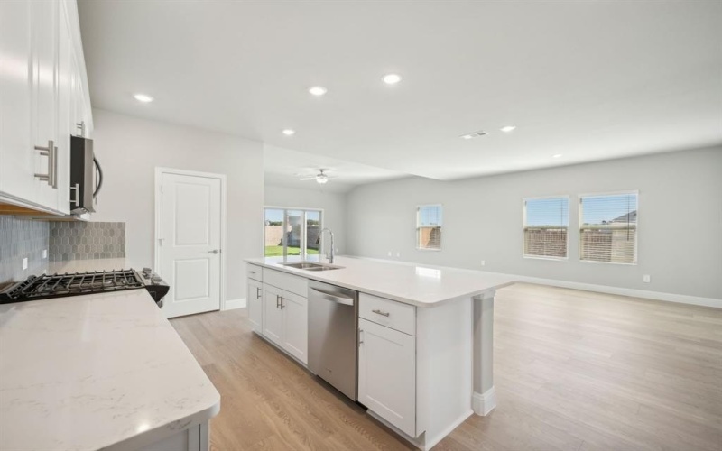604 Marigold Hill Way, Princeton, TX 75071, 4 Habitaciones Habitaciones , ,3 BañosBaños,Residential,En Venta,604 Marigold Hill Way,0,21058423