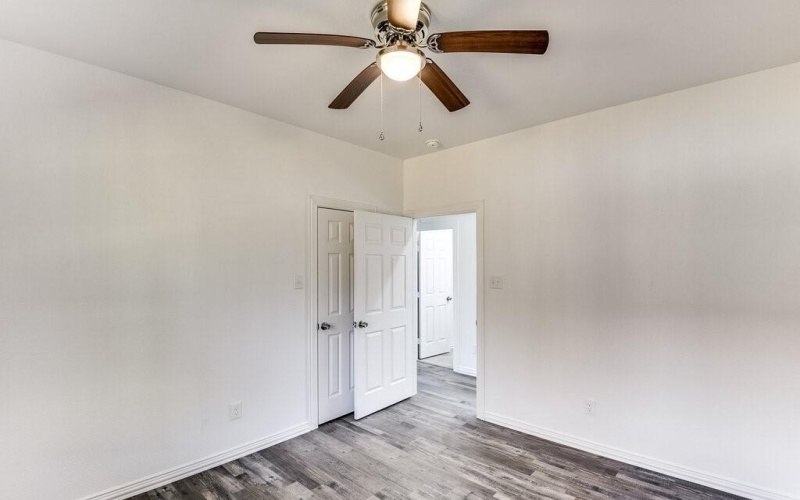 1449 Owega Avenue, Dallas, TX 75216, 4 Habitaciones Habitaciones , ,2 BañosBaños,Residential,En Venta,1449 Owega Avenue,0,21060229