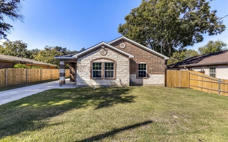 1449 Owega Avenue, Dallas, TX 75216, 4 Habitaciones Habitaciones , ,2 BañosBaños,Residential,En Venta,1449 Owega Avenue,0,21060229