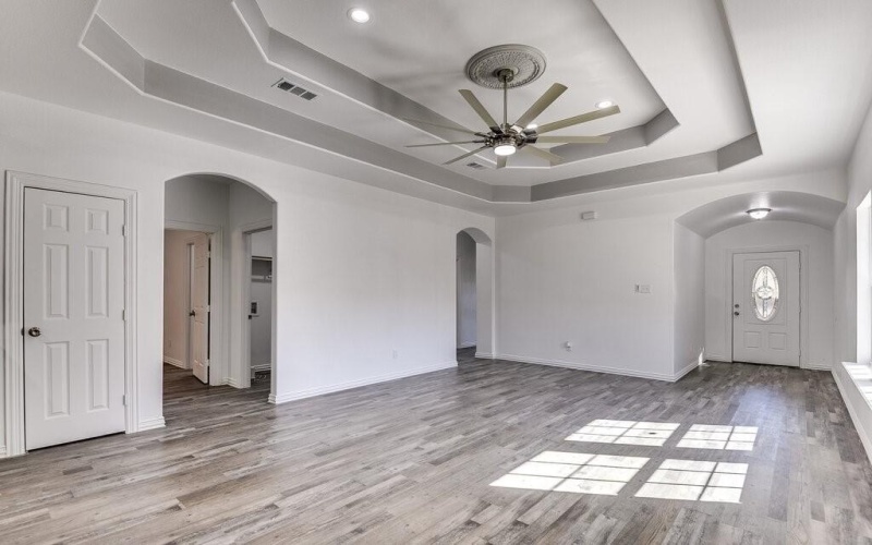 1830 Fernwood Avenue, Dallas, TX 75216, 4 Bedrooms Bedrooms, ,2 BathroomsBathrooms,Residential,For Sale,1830 Fernwood Avenue,0,21060241