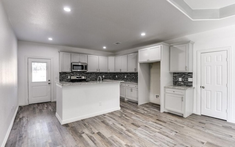 1830 Fernwood Avenue, Dallas, TX 75216, 4 Bedrooms Bedrooms, ,2 BathroomsBathrooms,Residential,For Sale,1830 Fernwood Avenue,0,21060241