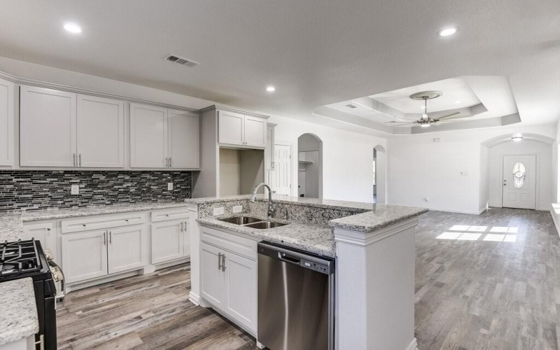 1830 Fernwood Avenue, Dallas, TX 75216, 4 Bedrooms Bedrooms, ,2 BathroomsBathrooms,Residential,For Sale,1830 Fernwood Avenue,0,21060241