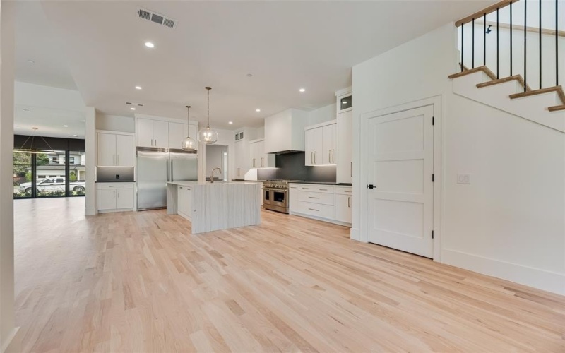 4074 S Better Drive, Dallas, TX 75229, 5 Bedrooms Bedrooms, ,6 BathroomsBathrooms,Residential,For Sale,4074 S Better Drive,0,21060266