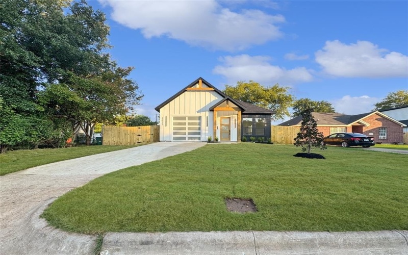 3823 Le May Avenue, Dallas, TX 75216, 3 Habitaciones Habitaciones , ,2 BañosBaños,Residential,En Venta,3823 Le May Avenue,0,21061127