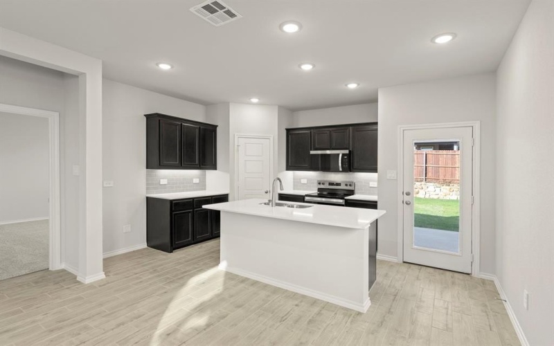 1712 Elle Lane, Aubrey, TX 76227, 3 Bedrooms Bedrooms, ,2 BathroomsBathrooms,Residential,For Sale,1712 Elle Lane,0,21061300