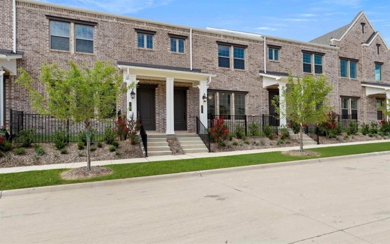 631 Blue Ridge Drive, Mansfield, TX 76063, 3 Habitaciones Habitaciones , ,2 BañosBaños,Residential,En Venta,631 Blue Ridge Drive,0,21061326