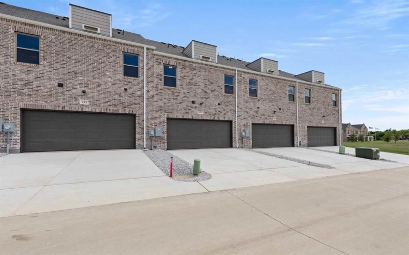 631 Blue Ridge Drive, Mansfield, TX 76063, 3 Habitaciones Habitaciones , ,2 BañosBaños,Residential,En Venta,631 Blue Ridge Drive,0,21061326