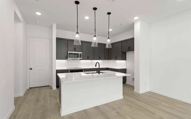 631 Blue Ridge Drive, Mansfield, TX 76063, 3 Habitaciones Habitaciones , ,2 BañosBaños,Residential,En Venta,631 Blue Ridge Drive,0,21061326