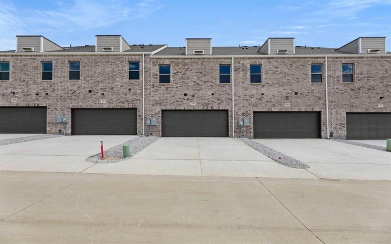 631 Blue Ridge Drive, Mansfield, TX 76063, 3 Habitaciones Habitaciones , ,2 BañosBaños,Residential,En Venta,631 Blue Ridge Drive,0,21061326