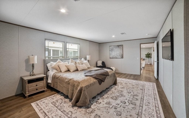 102 Shady Springs Drive, Runaway Bay, TX 76426, 5 Bedrooms Bedrooms, ,3 BathroomsBathrooms,Residential,For Sale,102 Shady Springs Drive,0,21061406