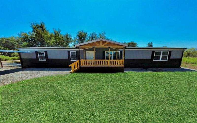 102 Shady Springs Drive, Runaway Bay, TX 76426, 5 Bedrooms Bedrooms, ,3 BathroomsBathrooms,Residential,For Sale,102 Shady Springs Drive,0,21061406