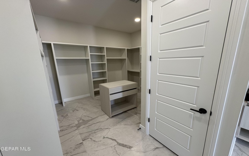 11345 Ardelle Avenue, El Paso, TX 79936, 4 Bedrooms Bedrooms, ,3 BathroomsBathrooms,Residential,For Sale,11345 Ardelle Avenue,920680