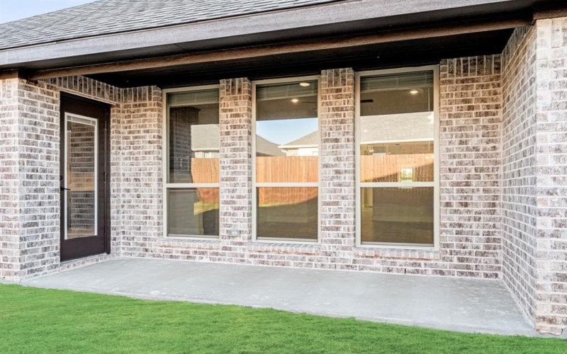 1016 Cedar River Drive, Godley, TX 76044, 3 Bedrooms Bedrooms, ,2 BathroomsBathrooms,Residential,For Sale,1016 Cedar River Drive,0,21061689