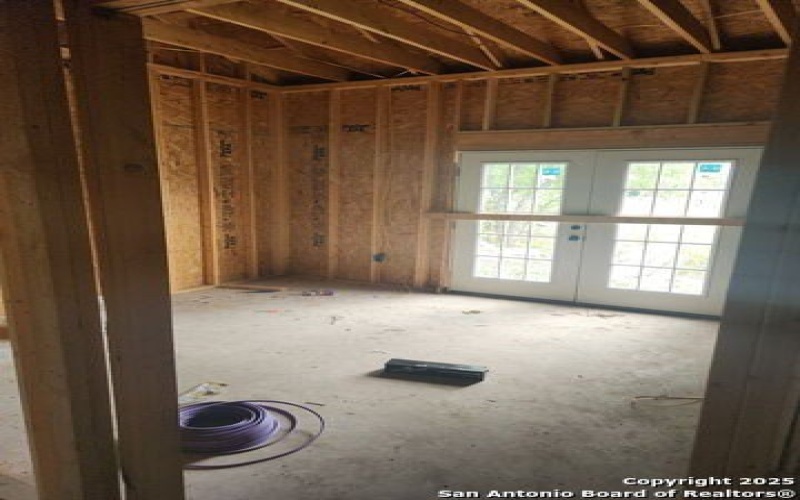 218 E mill, Uvalde, TX 78801, 3 Bedrooms Bedrooms, ,2 BathroomsBathrooms,Residential,For Sale,218 E mill,0,1908210