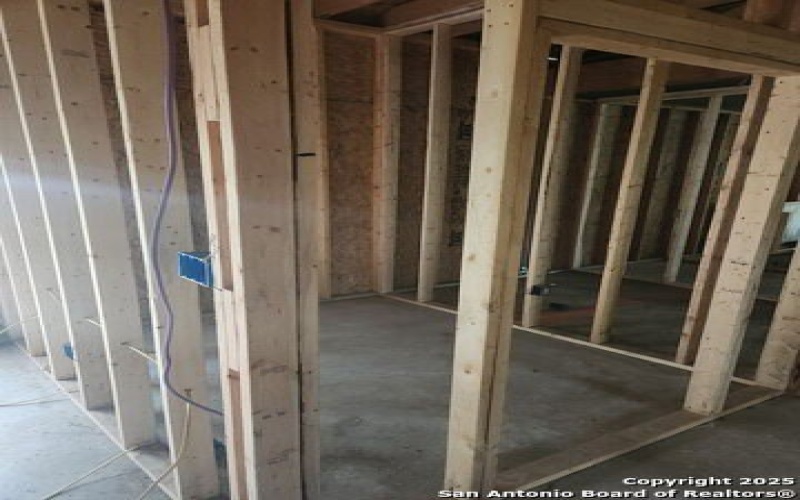 218 E mill, Uvalde, TX 78801, 3 Bedrooms Bedrooms, ,2 BathroomsBathrooms,Residential,For Sale,218 E mill,0,1908210