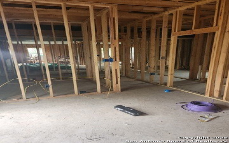 218 E mill, Uvalde, TX 78801, 3 Bedrooms Bedrooms, ,2 BathroomsBathrooms,Residential,For Sale,218 E mill,0,1908210