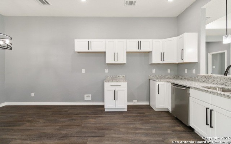 2637 Quintana, San Antonio, TX 78211, 3 Bedrooms Bedrooms, ,2 BathroomsBathrooms,Residential,For Sale,2637 Quintana,0,1908265