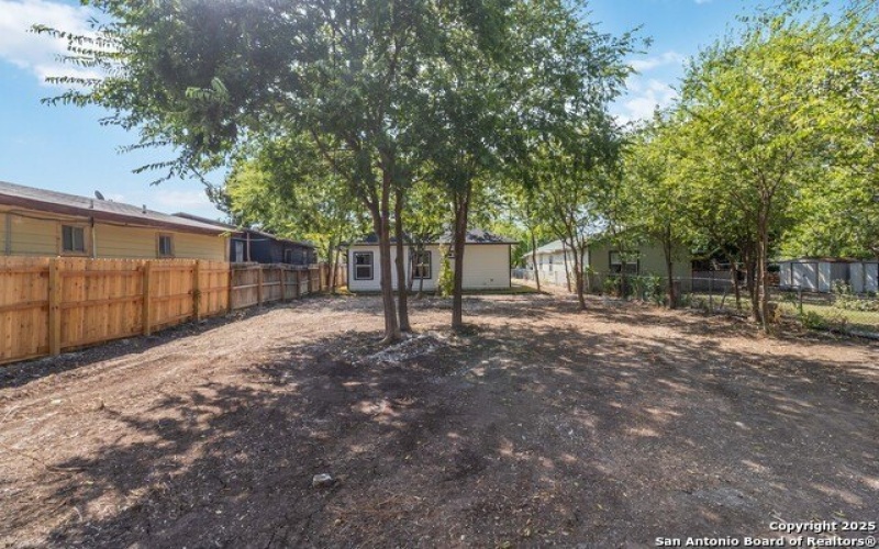 2637 Quintana, San Antonio, TX 78211, 3 Bedrooms Bedrooms, ,2 BathroomsBathrooms,Residential,For Sale,2637 Quintana,0,1908265