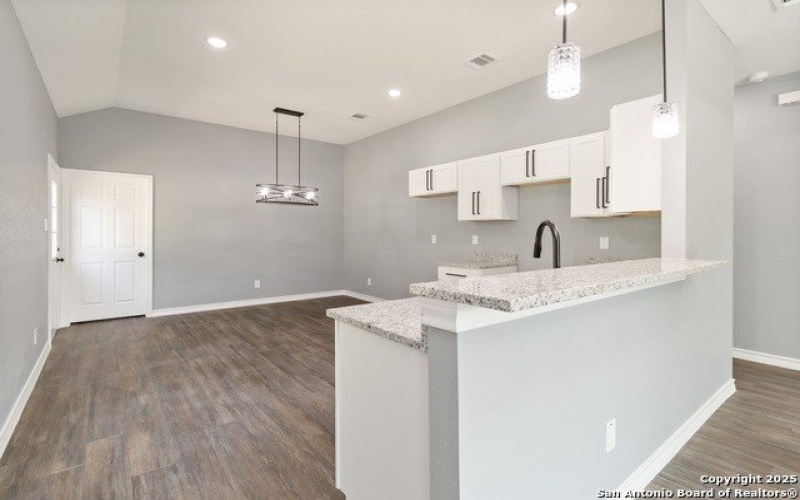2637 Quintana, San Antonio, TX 78211, 3 Bedrooms Bedrooms, ,2 BathroomsBathrooms,Residential,For Sale,2637 Quintana,0,1908265