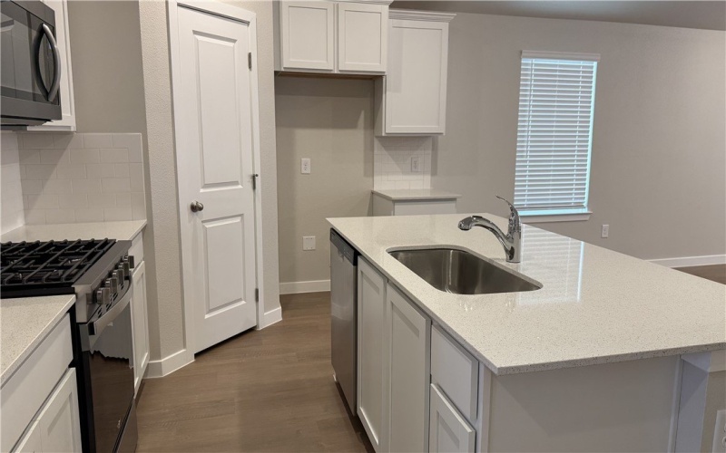 1345 Remys Street, Corpus Christi, TX 78415, 4 Bedrooms Bedrooms, ,2 BathroomsBathrooms,Residential,For Sale,1345 Remys Street,0,465019