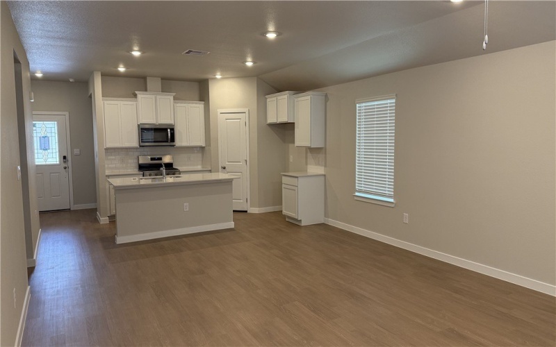 1345 Remys Street, Corpus Christi, TX 78415, 4 Bedrooms Bedrooms, ,2 BathroomsBathrooms,Residential,For Sale,1345 Remys Street,0,465019