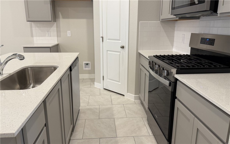 1333 Remys Street, Corpus Christi, TX 78415, 4 Bedrooms Bedrooms, ,2 BathroomsBathrooms,Residential,For Sale,1333 Remys Street,0,465021
