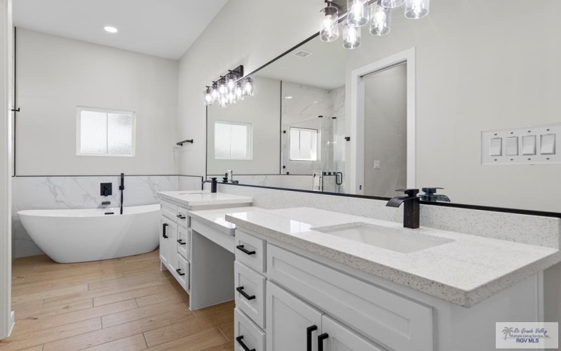 8601 BELLAGIO CIR, HARLINGEN, TX 78552, 4 Bedrooms Bedrooms, ,2 BathroomsBathrooms,Residential,For Sale,8601 BELLAGIO CIR,0,29768568