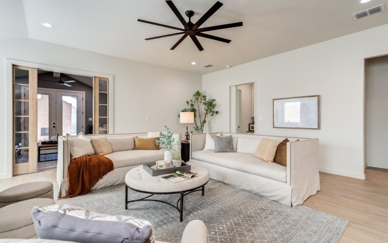 3603 127th Street, Lubbock, TX 79423, 4 Bedrooms Bedrooms, ,3 BathroomsBathrooms,Residential,For Sale,3603 127th Street,0,202560538