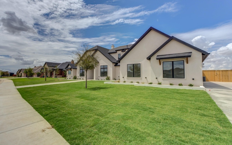 7710 46th Street, Lubbock, TX 79407, 6 Bedrooms Bedrooms, ,6 BathroomsBathrooms,Residential,For Sale,7710 46th Street,0,202560569