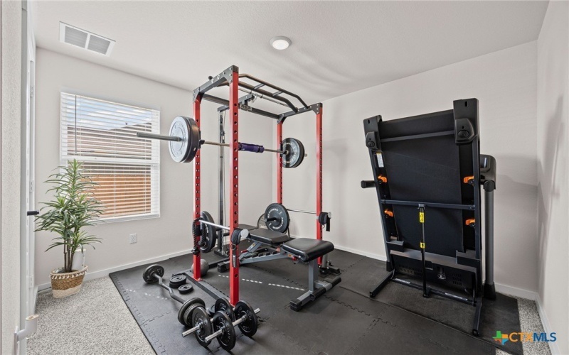 600 Davis Mountain Drive, Lockhart, TX 78644, 4 Habitaciones Habitaciones , ,2 BañosBaños,Residential,En Venta,600 Davis Mountain Drive,0,592982