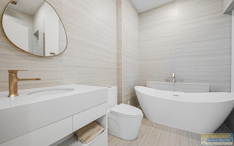 206A Acapulco St. #Sabi, South Padre Island, TX 78597, 6 Bedrooms Bedrooms, ,6 BathroomsBathrooms,Residential,For Sale,206A Acapulco St.,0,104297