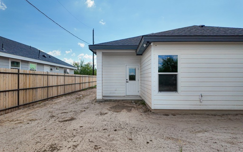 213 Dub Dr, Eagle Pass, TX 78852, 3 Bedrooms Bedrooms, ,2 BathroomsBathrooms,Residential,For Sale,213 Dub Dr,0,81671