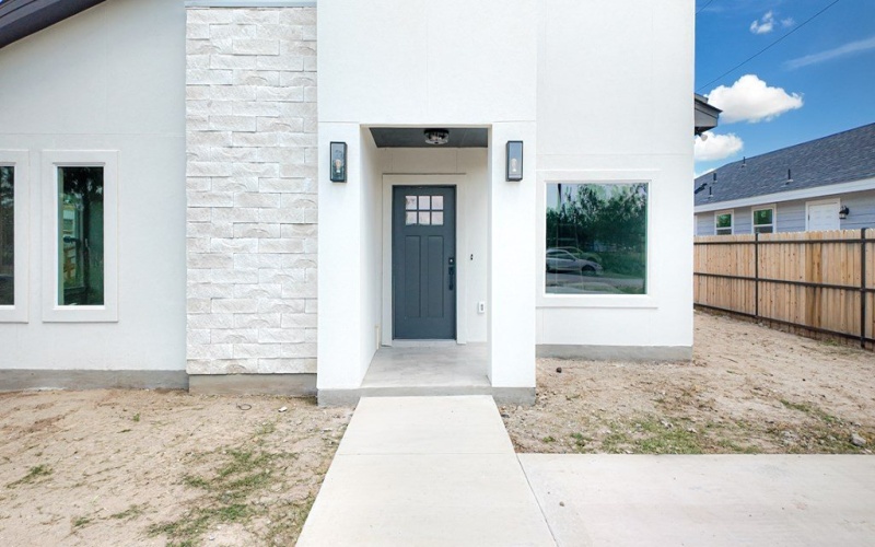 213 Dub Dr, Eagle Pass, TX 78852, 3 Bedrooms Bedrooms, ,2 BathroomsBathrooms,Residential,For Sale,213 Dub Dr,0,81671