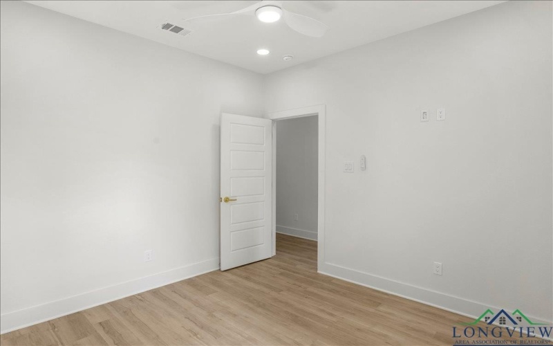 1674 Russell Drive, Longview, TX 75602, 4 Habitaciones Habitaciones , ,2 BañosBaños,Residential,En Venta,1674 Russell Drive,0,20256401