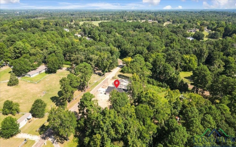 1674 Russell Drive, Longview, TX 75602, 4 Habitaciones Habitaciones , ,2 BañosBaños,Residential,En Venta,1674 Russell Drive,0,20256401