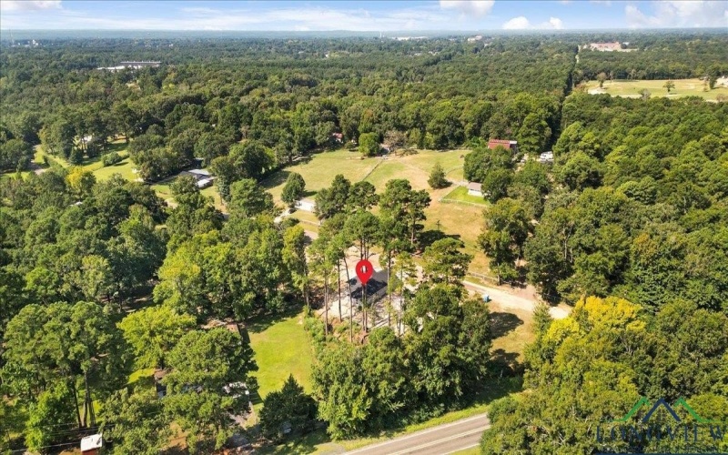 1674 Russell Drive, Longview, TX 75602, 4 Habitaciones Habitaciones , ,2 BañosBaños,Residential,En Venta,1674 Russell Drive,0,20256401