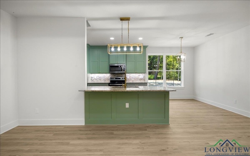 1674 Russell Drive, Longview, TX 75602, 4 Habitaciones Habitaciones , ,2 BañosBaños,Residential,En Venta,1674 Russell Drive,0,20256401