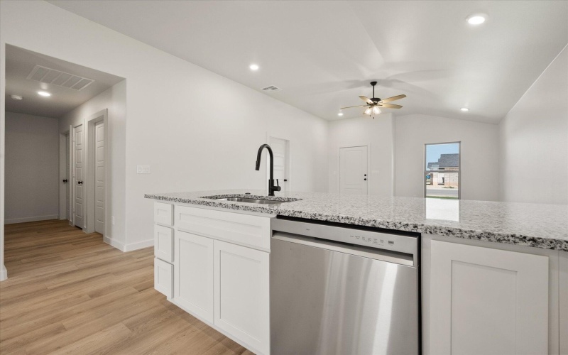 8513 29th Street, Lubbock, TX 79407, 3 Bedrooms Bedrooms, ,2 BathroomsBathrooms,Residential,For Sale,8513 29th Street,0,202560600