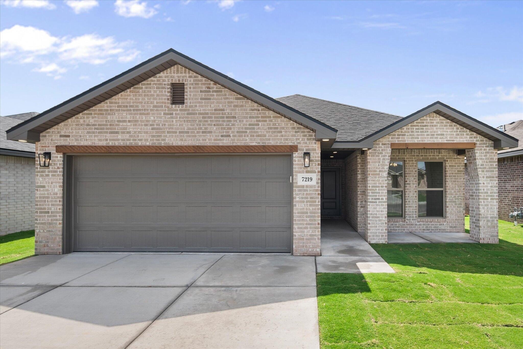 7219 8th Street, Lubbock, TX 79416, 4 Habitaciones Habitaciones , ,2 BañosBaños,Residential,En Venta,7219 8th Street,0,202560601