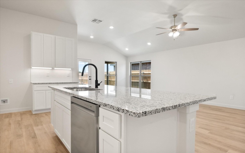 7219 8th Street, Lubbock, TX 79416, 4 Bedrooms Bedrooms, ,2 BathroomsBathrooms,Residential,For Sale,7219 8th Street,0,202560601