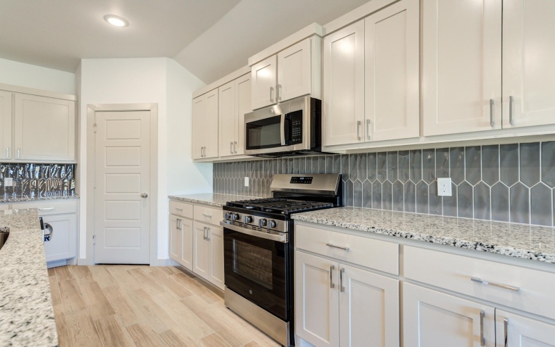 614 E 13th Street, Wolfforth, TX 79382, 4 Habitaciones Habitaciones , ,3 BañosBaños,Residential,En Venta,614 E 13th Street,0,202560606