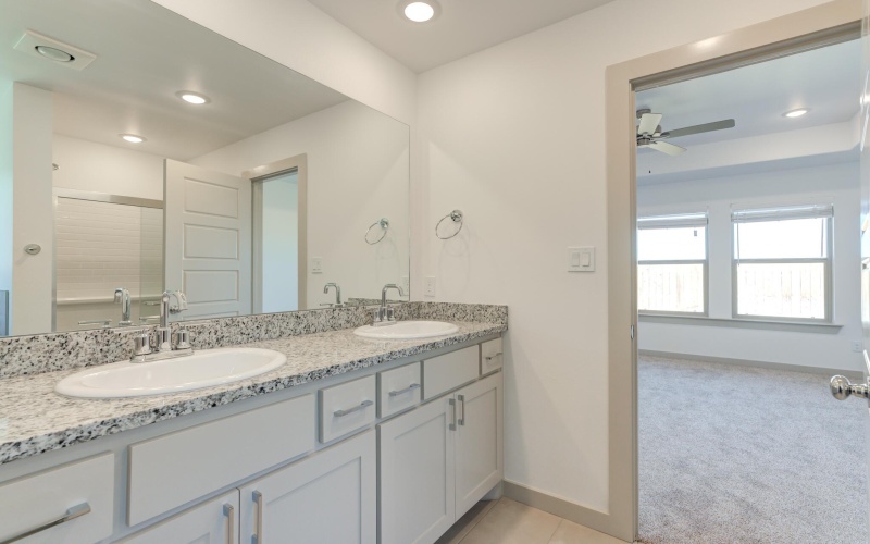 614 E 13th Street, Wolfforth, TX 79382, 4 Habitaciones Habitaciones , ,3 BañosBaños,Residential,En Venta,614 E 13th Street,0,202560606