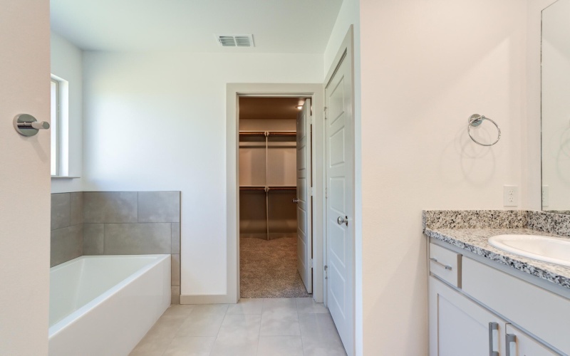 614 E 13th Street, Wolfforth, TX 79382, 4 Habitaciones Habitaciones , ,3 BañosBaños,Residential,En Venta,614 E 13th Street,0,202560606