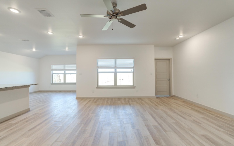 614 E 13th Street, Wolfforth, TX 79382, 4 Habitaciones Habitaciones , ,3 BañosBaños,Residential,En Venta,614 E 13th Street,0,202560606