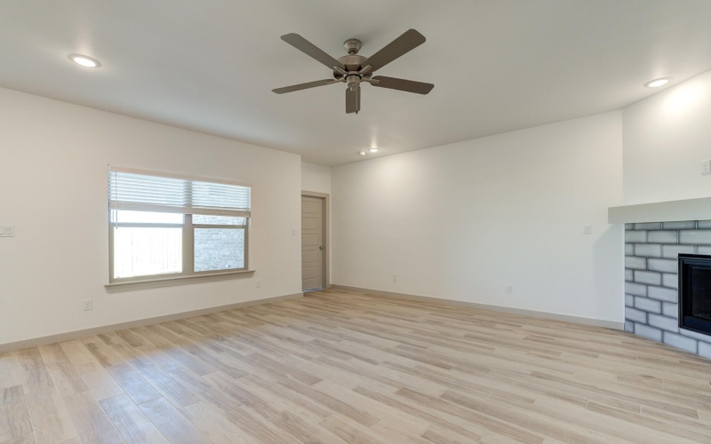 614 E 13th Street, Wolfforth, TX 79382, 4 Habitaciones Habitaciones , ,3 BañosBaños,Residential,En Venta,614 E 13th Street,0,202560606