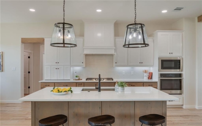 7888 Mathis Creek Drive, Bryan, TX 77808, 4 Bedrooms Bedrooms, ,3 BathroomsBathrooms,Residential,For Sale,7888 Mathis Creek Drive,0,25009938