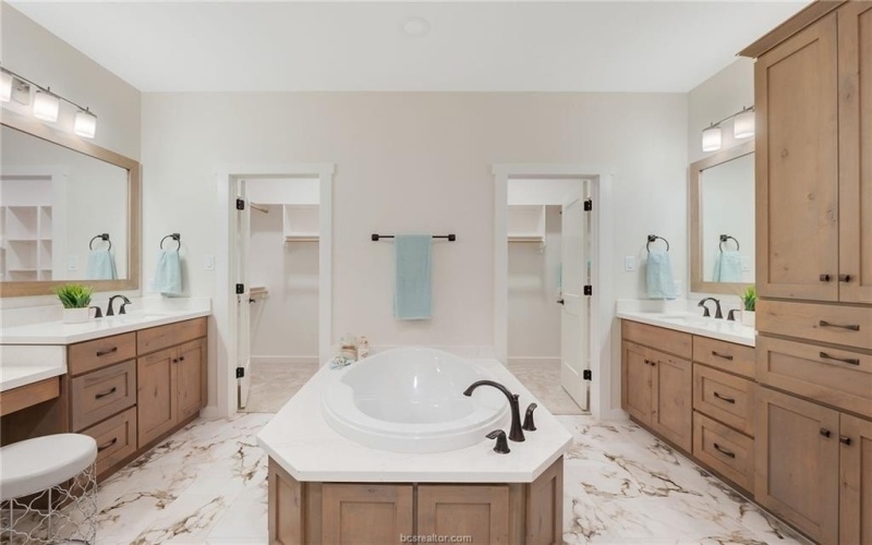 7888 Mathis Creek Drive, Bryan, TX 77808, 4 Bedrooms Bedrooms, ,3 BathroomsBathrooms,Residential,For Sale,7888 Mathis Creek Drive,0,25009938